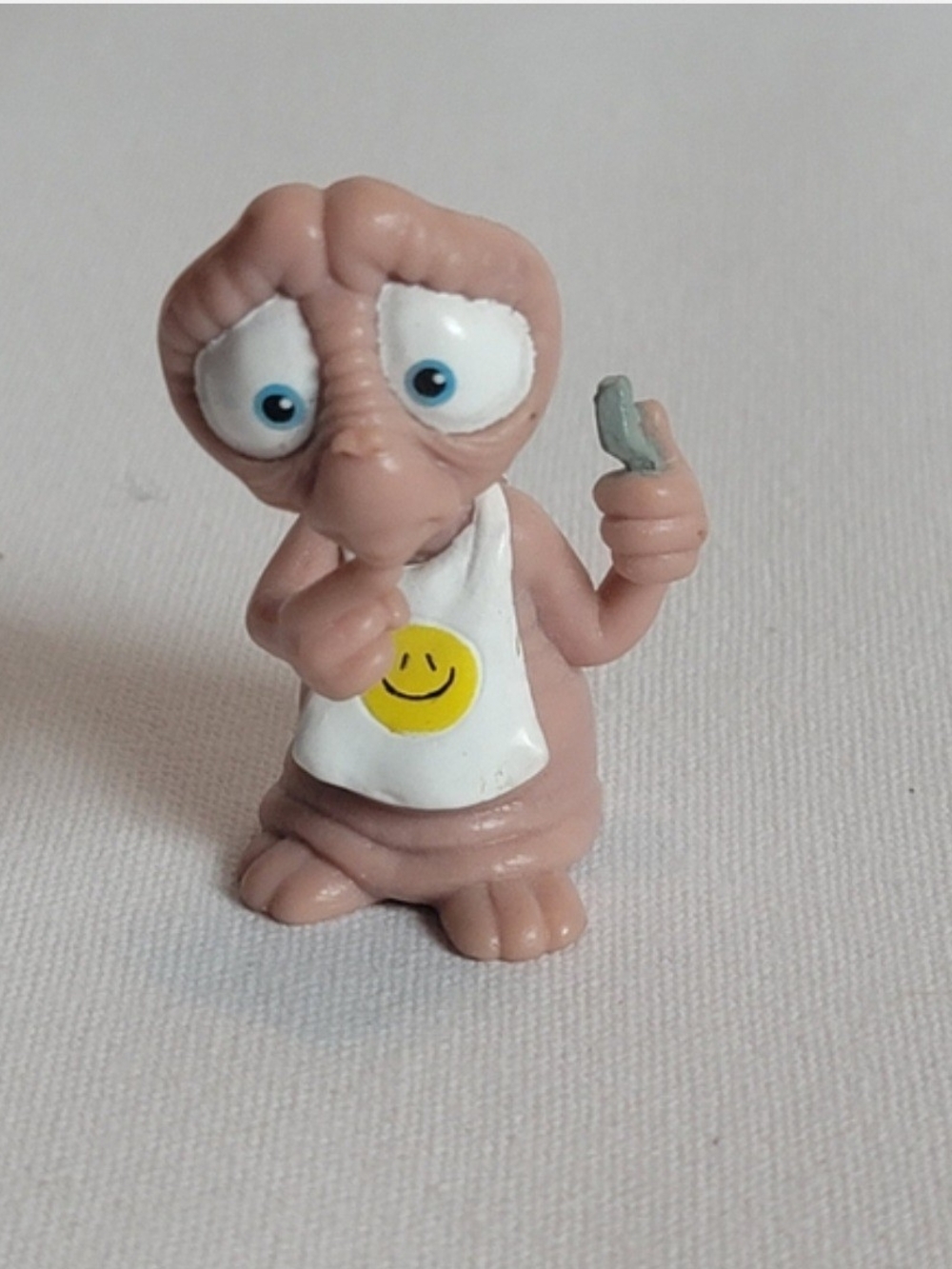 Vintage E.T. Extra Terrestrial Alien Toy Figurine With Smiley Bib